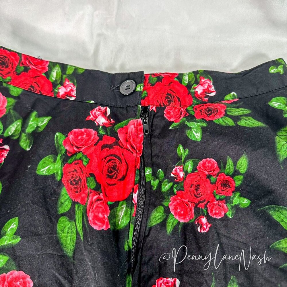 Hell Bunny Floral Print Skater Mini Skirt Black/Red - Picture 7 of 9